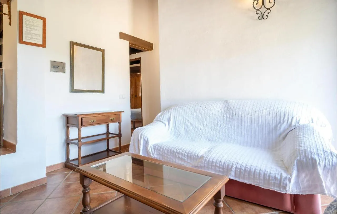 Nice Apartment In Mondron With Kitchen