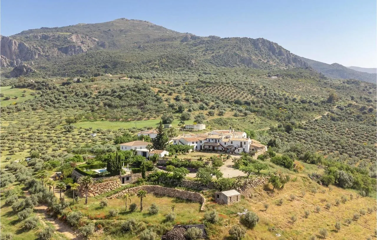 Nice Apartment In Mondron With Kitchen 0*,